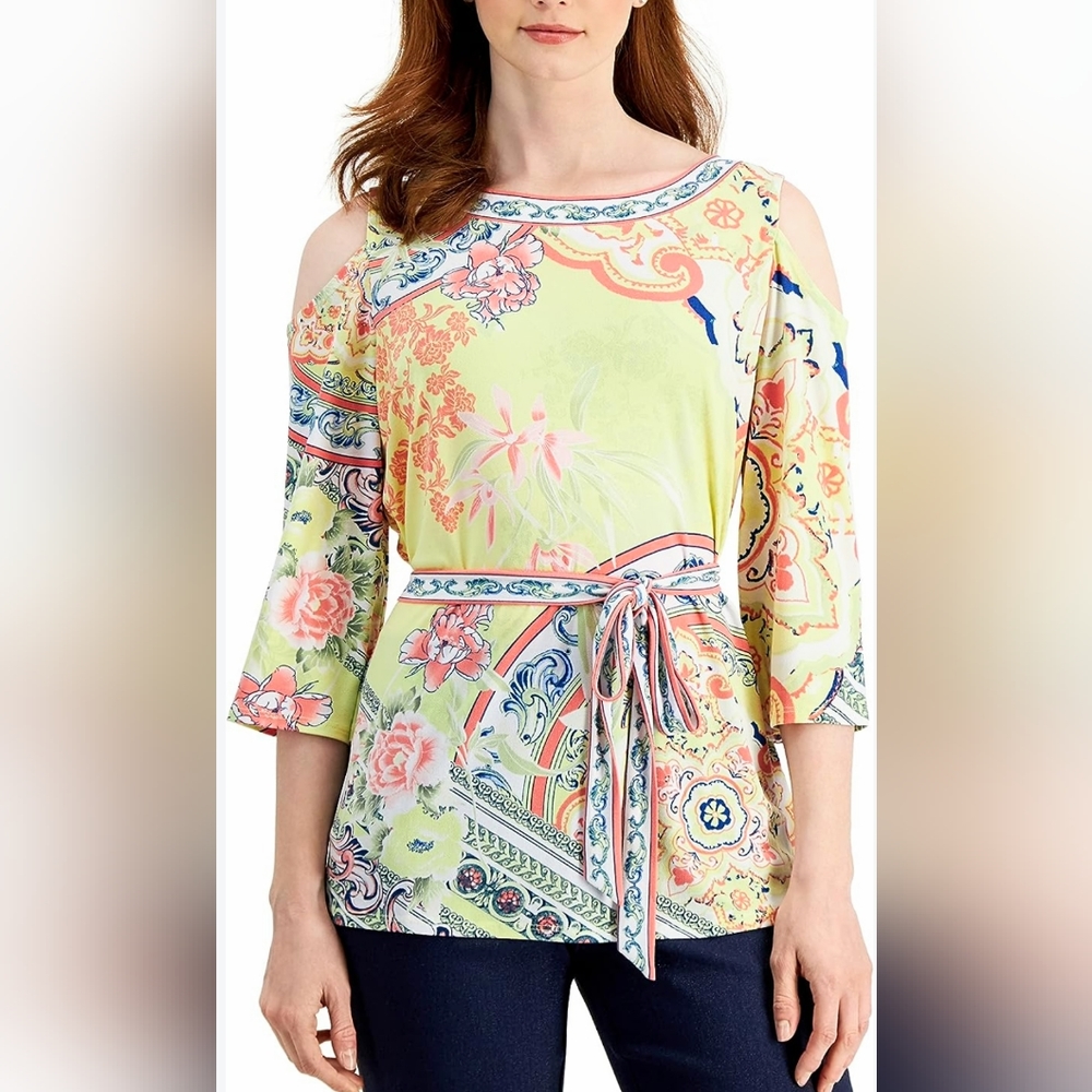 NWT  JM COLLECTION  TOP
